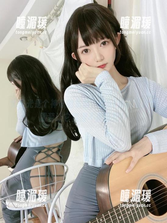 无圣光是个神奇的东西，但51酱的蓝色制服装让它变得不再重要！