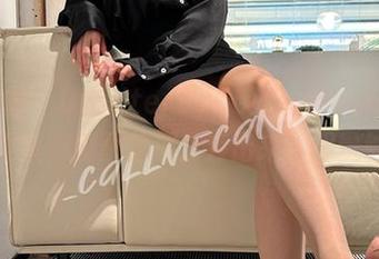 微密圈 - UnfilteredCallmecandy：丝袜全集，原图就这么丢出来，胆量够大的