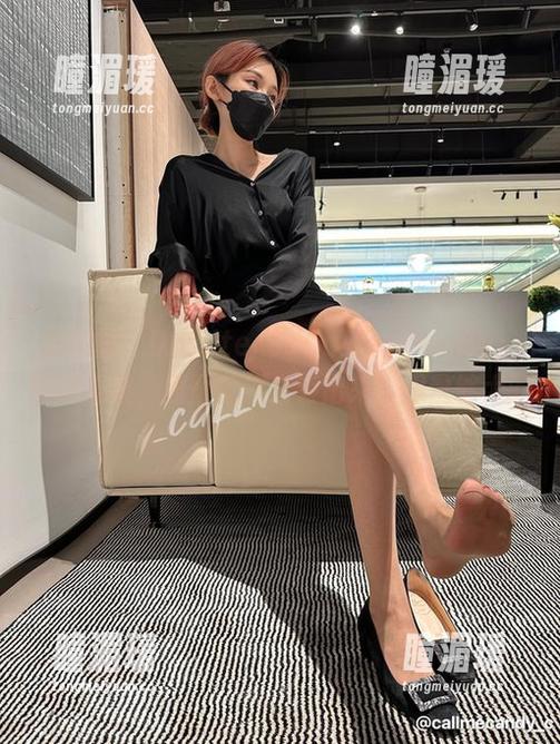 微密圈 - UnfilteredCallmecandy：丝袜全集，原图就这么丢出来，胆量够大的