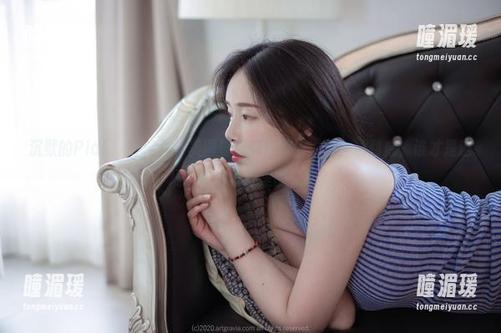 沉默的Pia(피아)修女，美图壁纸有何惊人之处？说到底，谁才是这场钢铁修道院里的主角？