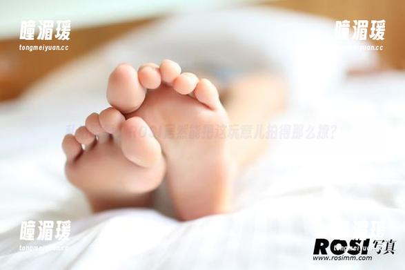 私拍眼镜，ROSI居然能把这玩意儿拍得那么撩？