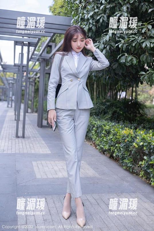 Xiuren秀人网-Elise谭晓彤 Xiuren秀人网 - Elise谭晓彤的镂空:图库新趋势,无孔不入的柔情