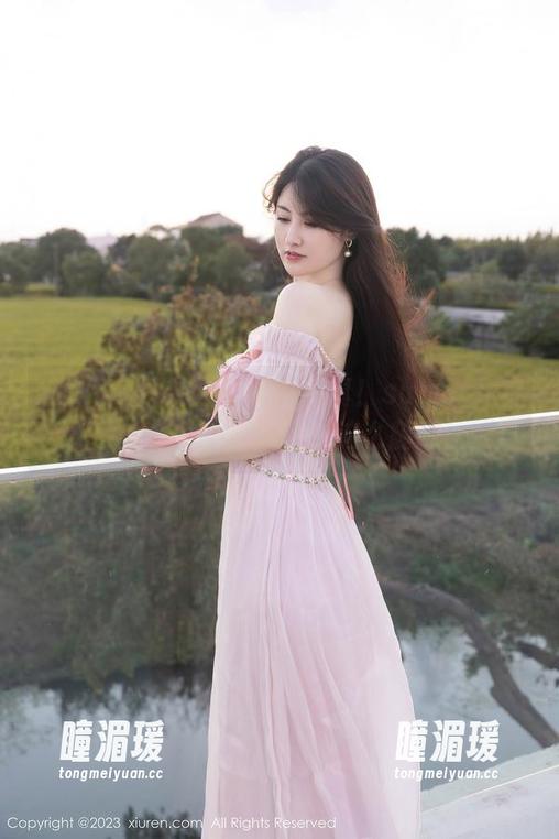 Xiuren秀人网 - 最新写真！summer宝宝的自拍，原来可以这么随意！