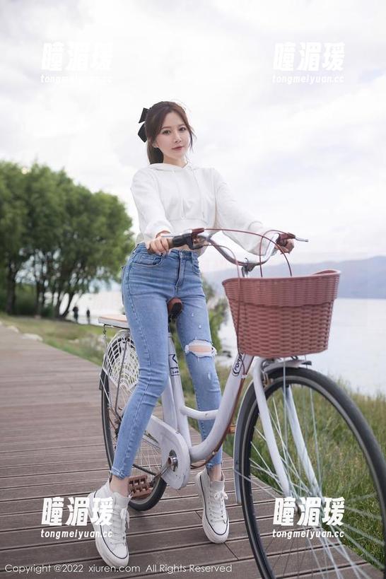 Xiuren秀人网 - 发现奶喵喵新内衣写真，原图里的细节直戳我的心！