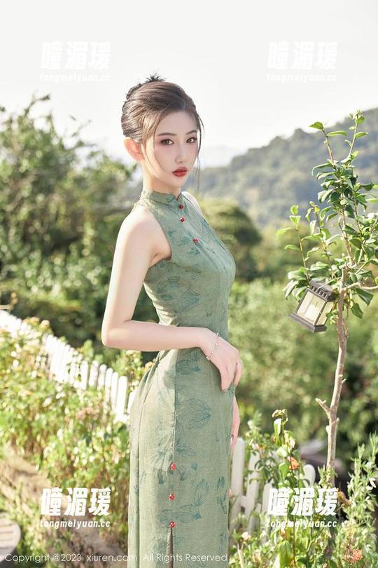 Xiuren秀人网-林文文 Xiuren秀人网 - 竟然可以免费拥有林文文黑丝图集,这波超值!