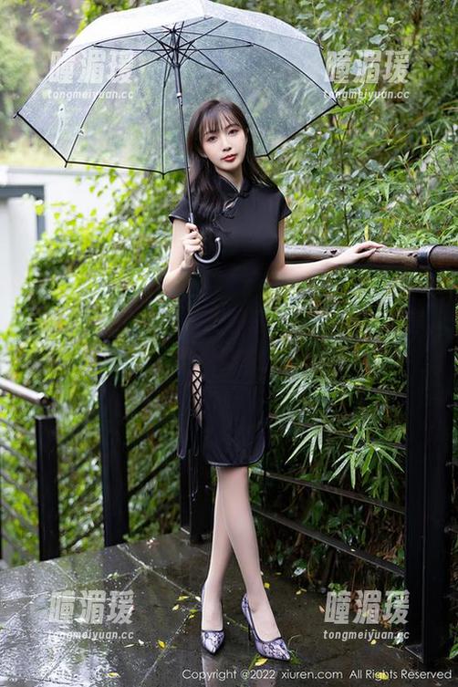 Xiuren秀人网-王馨瑶yanni Xiuren秀人网 - 王馨瑶yanni的另类套装合集:谁说穿衣得有规则?