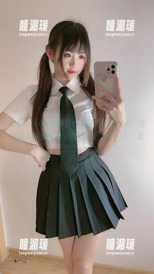 分享miko酱ww的可畏巫女这个cos，竟然让人感到一阵强烈的不适…等一下，我怎么了…