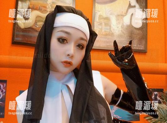 三刀刀miido 看三刀刀miido的透明女仆,免费写真里像个‘透明幽灵’