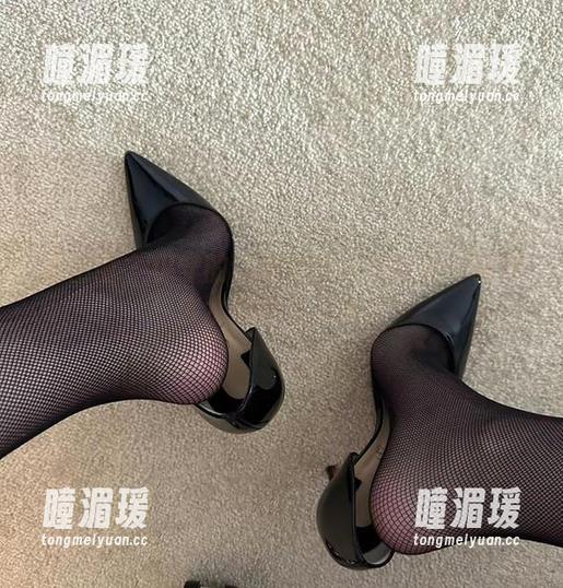 保守的二舅妈 微密圈 - 保守的二舅妈的私拍时间:被死库水图包深深吸引