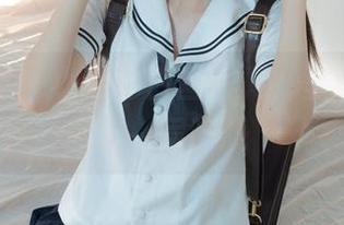 少女秩序 - 小葵的白丝写真，壁纸上又多了一层朦胧