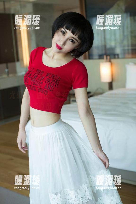 尤果网-曲铭瑄 尤果网 - 曲铭瑄兔女郎图包分享,堪称萌态百出,开心指数爆表!