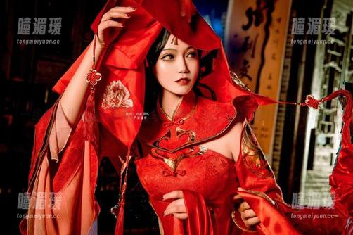 一组戚顾儿校园私拍美图，保准能让你三点钟的课堂不再无聊！