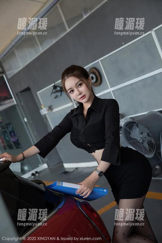 星颜社-潘思沁 星颜社 - 图包里的潘思沁,运动姿态让我恍惚认为自己也变得运动起来了!