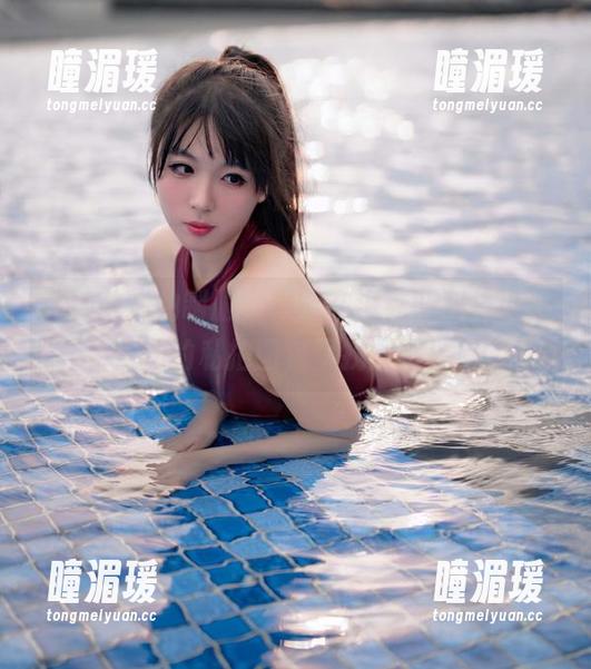 这种款式的制服，只能在海克斯科技小蛋糕的私拍图包里找到吧！