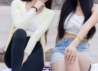 物恋传媒 - 小晴的自拍图包，下载之后，脑里突然闪现各种捣蛋的想法，太有意思了吧！