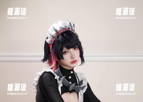 鲨鱼妹的日常：狐洛洛子展示她的女仆技能，图库中隐约很多好东西哦