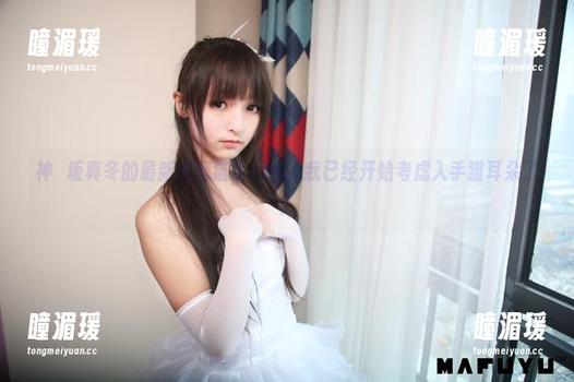 神楽坂真冬的最新东瀛猫女cos，我已经开始考虑入手猫耳朵了！