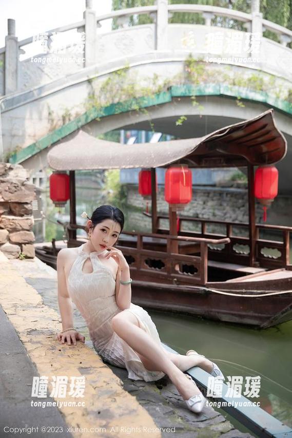 秀人网 - Emily顾奈奈酱的双人合集，哪里来的这么多默契，真是让人看得心痒痒的啊