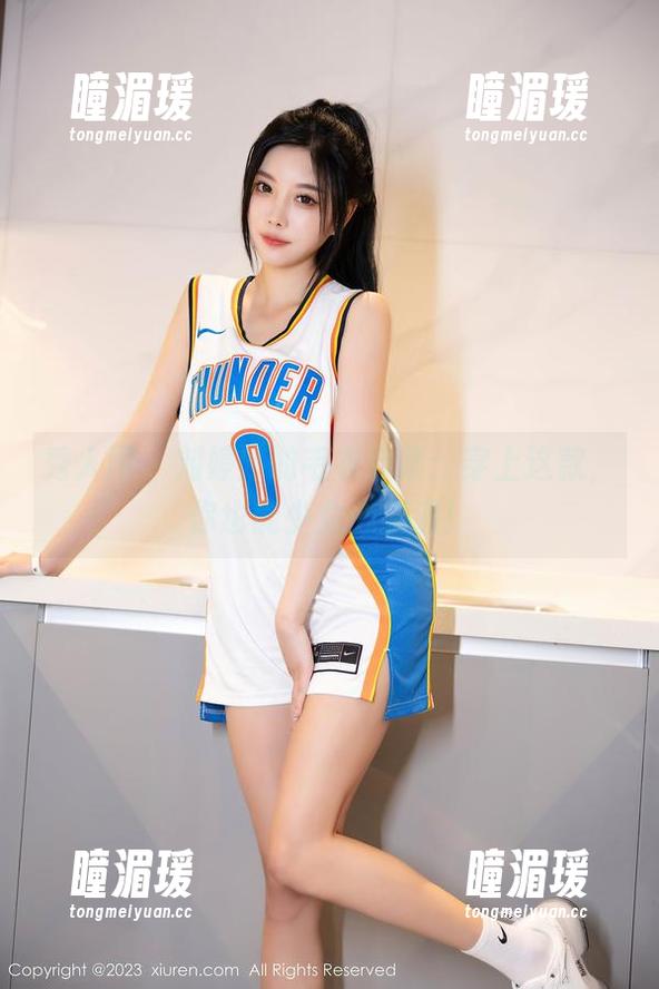秀人网 - 刘婷婷的毛衣合集：穿上这款，你也能少女心满满！