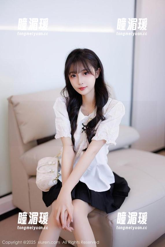 秀人网-木木hanna 秀人网 - 木木hanna的比基尼写真,才发现原来“休闲”还可以这么优雅,这可是在挑逗谁的想象呢?