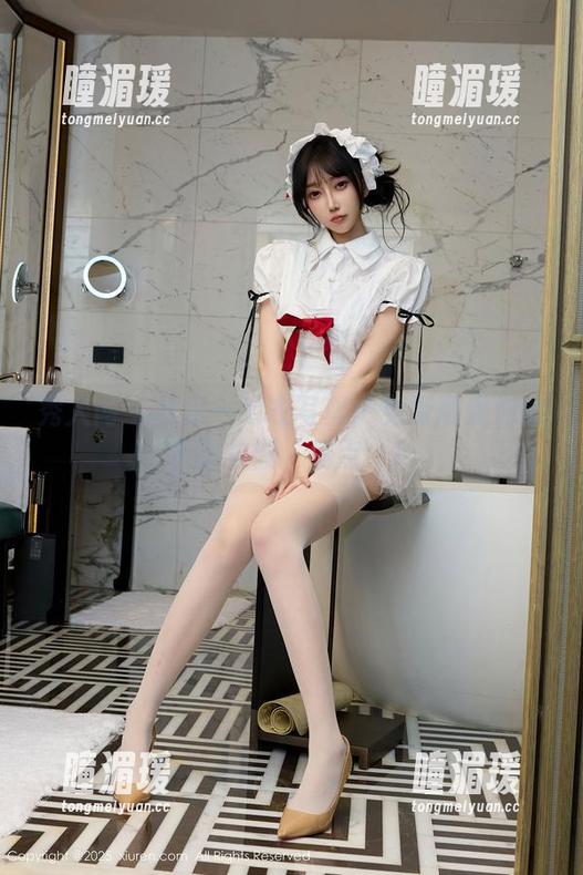 秀人网 - 林乐一毛衣写真：免费展现你的冬季衣橱‘亮点’！
