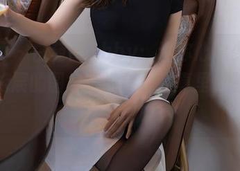 秀人网 - 白茹雪Abby：让你心中少女梦得到施展的图集，没错，写真里藏着这女孩的秘密哦！