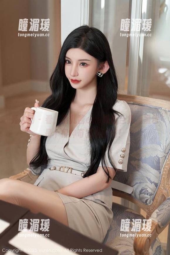 秀人网 - 看，雨儿酱eve黑色合集，黑色是个很神奇的东西呢！