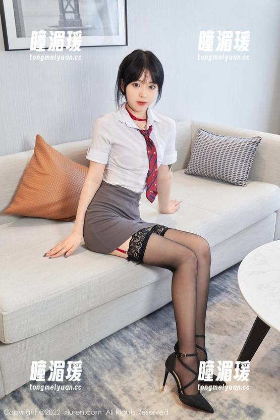 秀人网-黄婧GIGI 秀人网 - 黄婧GIGI天台图集:谁能拒绝这样的天真与俏皮?