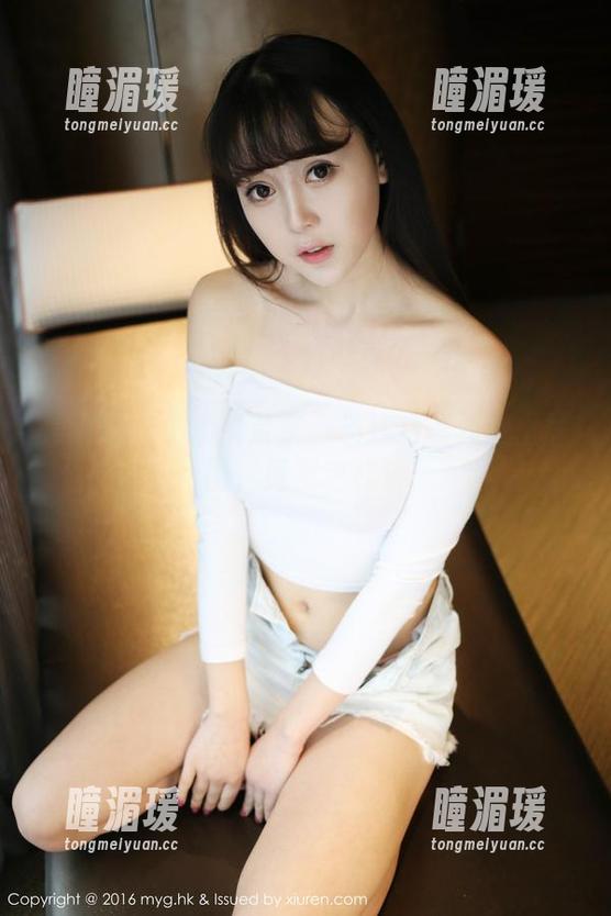 美媛馆 - 小魔女奈奈：当纯白写真遇上原图，竟然这样！