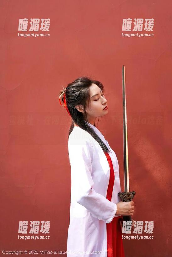 蜜桃社-Rola 蜜桃社 - 在网盘里偷个懒,下载Rola这条美丽的和服
