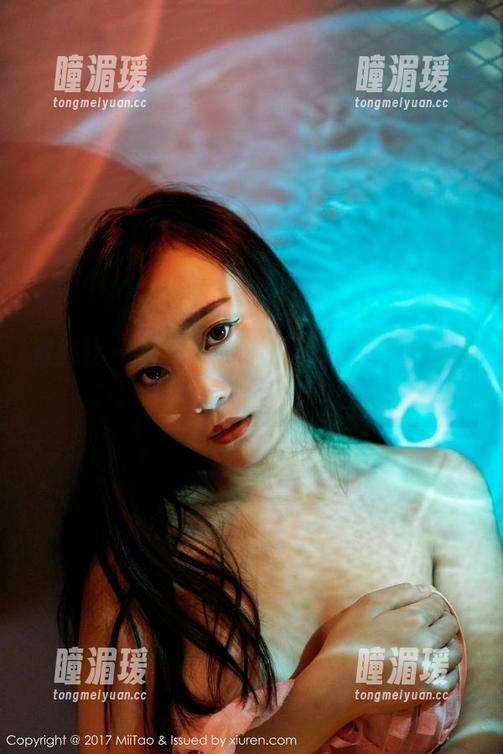 蜜桃社 - 看，美绪和她的比基尼写真合集：夏天的气息super浓厚