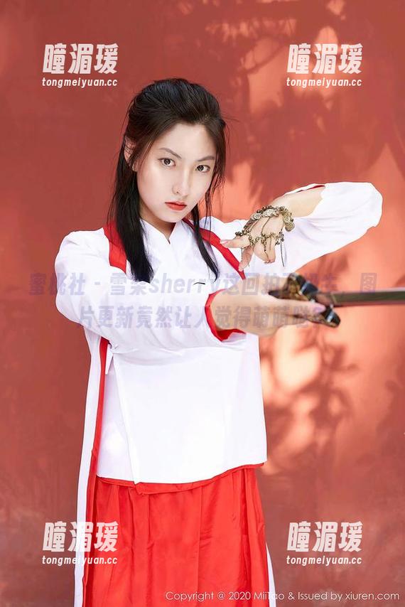 蜜桃社-雪梨sherry 蜜桃社 - 雪梨sherry这回拍了奶牛,图片更新竟然让人觉得萌萌哒?
