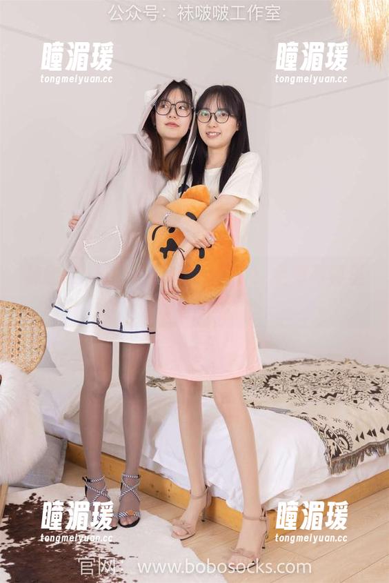 袜啵啵 - 让奶油带你撩靴子：全集写真里的神奇搭配！