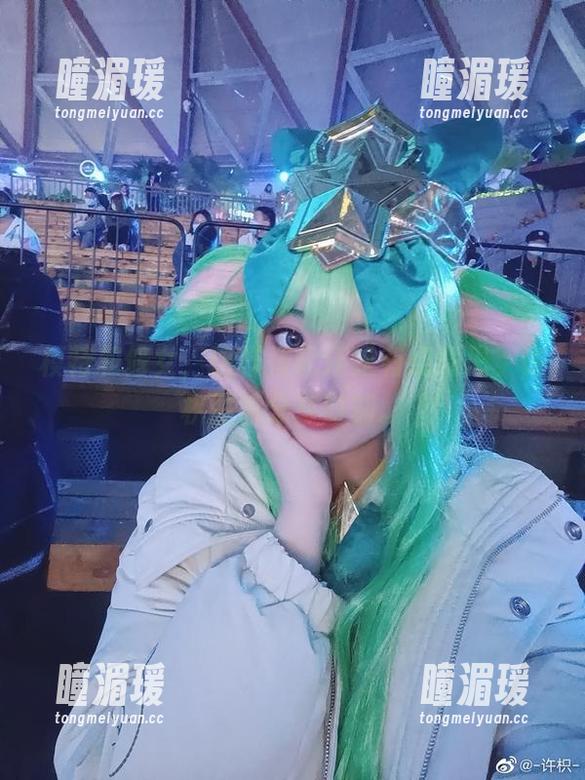 模特和修女，这样搭配还是有点意思，许枳图集分享时刻。
