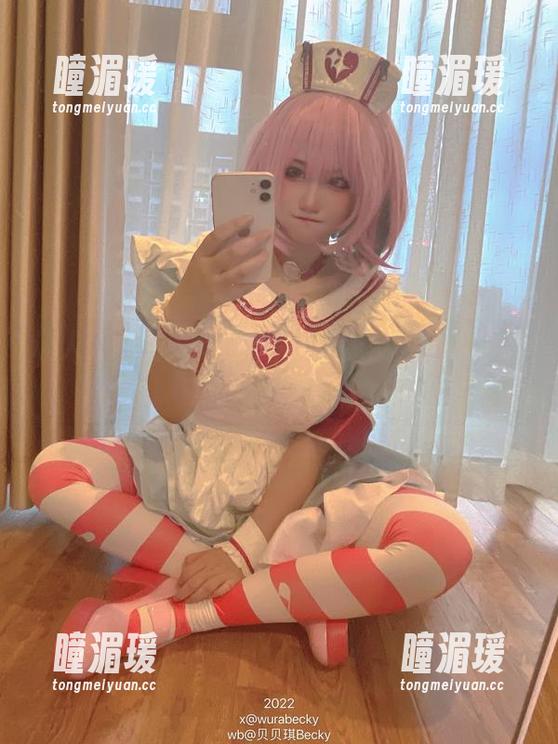 让人分心的贝贝琪Becky镂空图包，沉迷其中不可自拔！