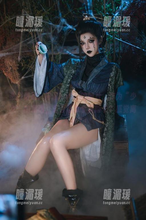 热门话题：阿薰kaOri的图片，作为“少女”的精选，是否该拿个奥斯卡？感觉离家太远了！