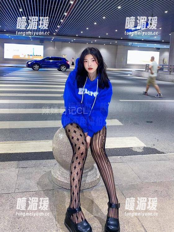 微密圈 - 作品一步到位，陈佩奇的海边分享，你再也不用惧怕晒黑了！