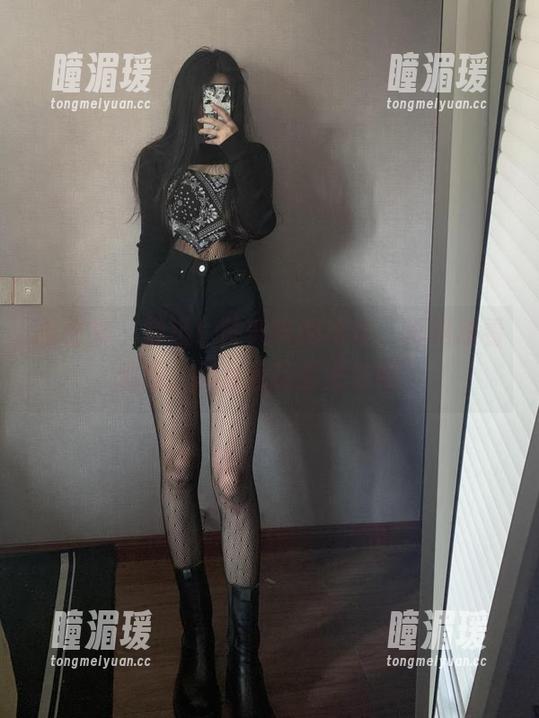 陈佩奇 微密圈 - 精选!陈佩奇的肉丝,真是越看越想,加点葱花会更好吧?