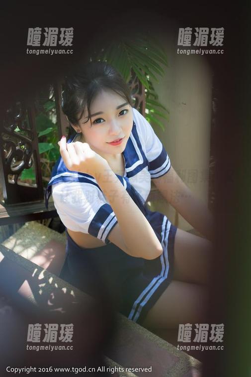 青豆客 - Abby王乔恩美脚福利图集：又让我对鞋子有了新想法…
