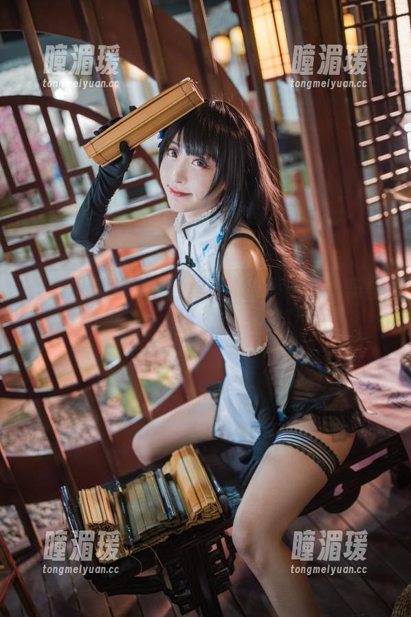 当黑川穿上校服，獒犬本能不能搭上美图快车？